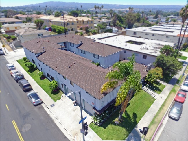 Building Photo - 1602 Lomita Blvd