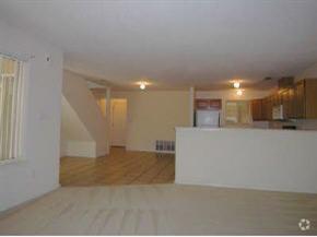 Building Photo - 1418 Pennsylvania St NE