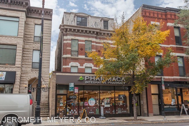 Foto del edificio - 2338 N Clark St
