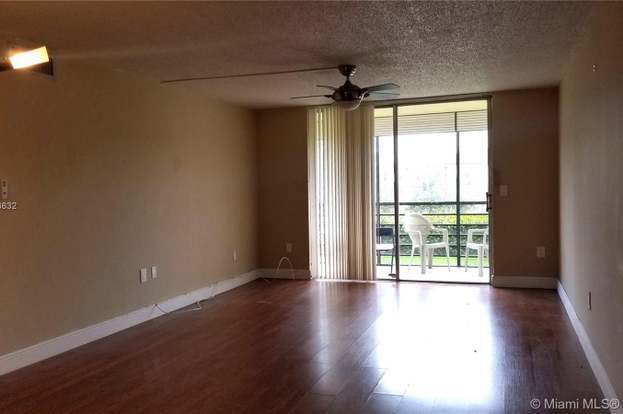 Photo - 3490 Foxcroft Rd-