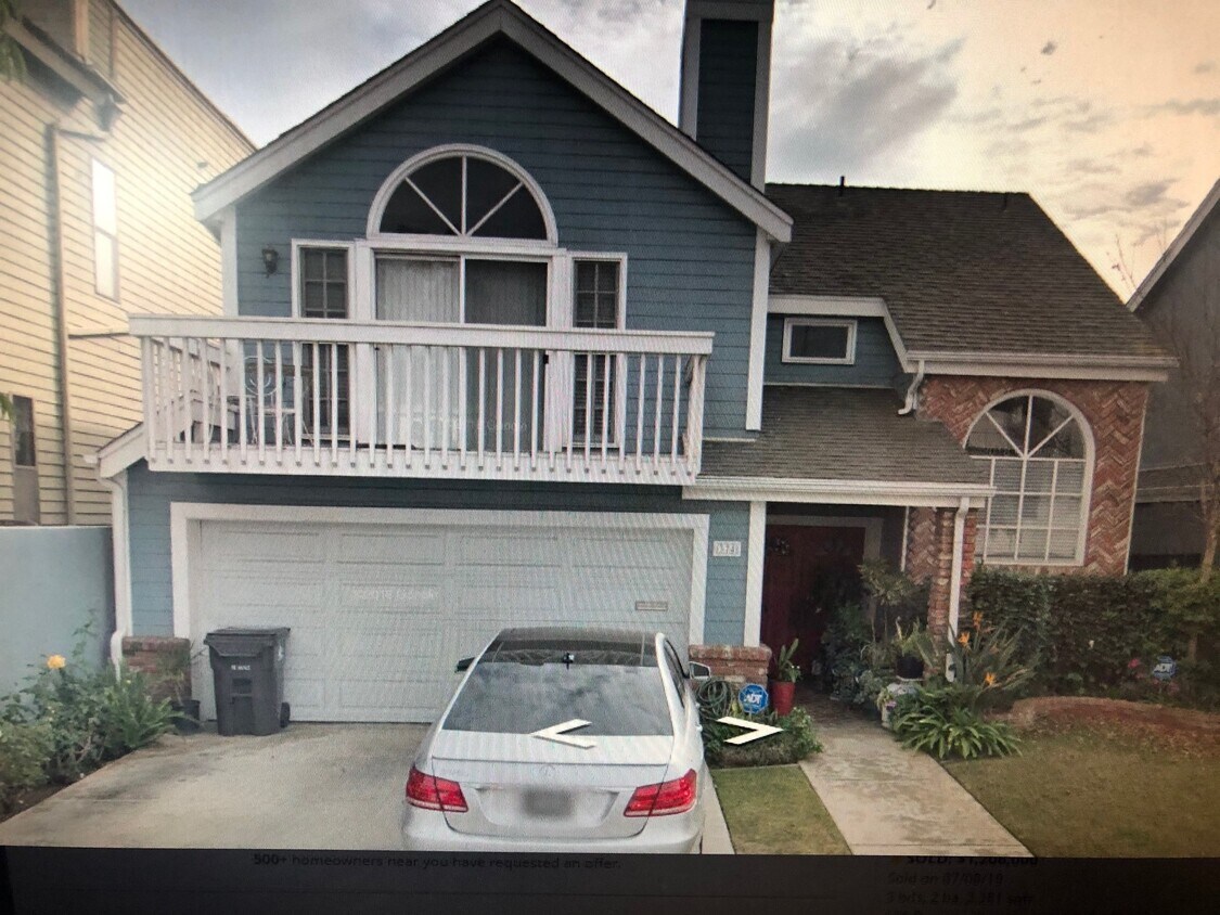 Primary Photo - 374 Bayside Dr N