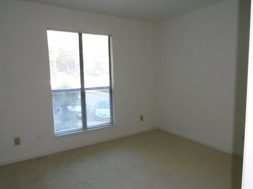 Building Photo - 1110 Ladys Slipper Ct
