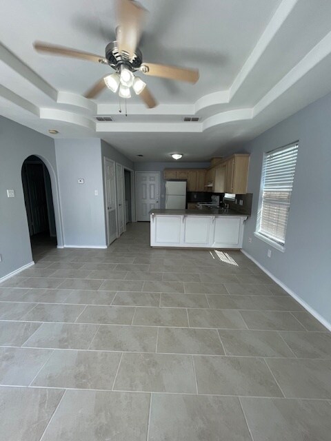 Viviendo - 918 English Ave