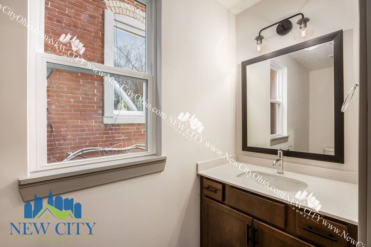 Foto del edificio - 2025 YEAR END SPECIAL! No App Fee! NEWLY BUILT 3 Bedroom, 2.5 Bathroom Gorgeous Franklinton Home!