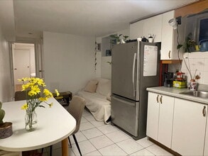 Building Photo - 573 Ossington Ave Building Photo - 573 Ossington Ave