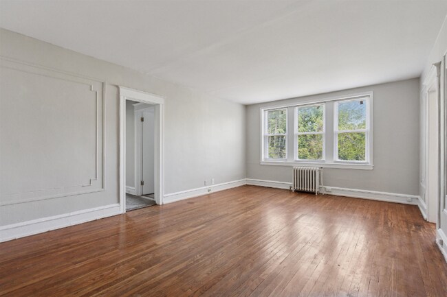 Photo - 243 W Tulpehocken St Apartment