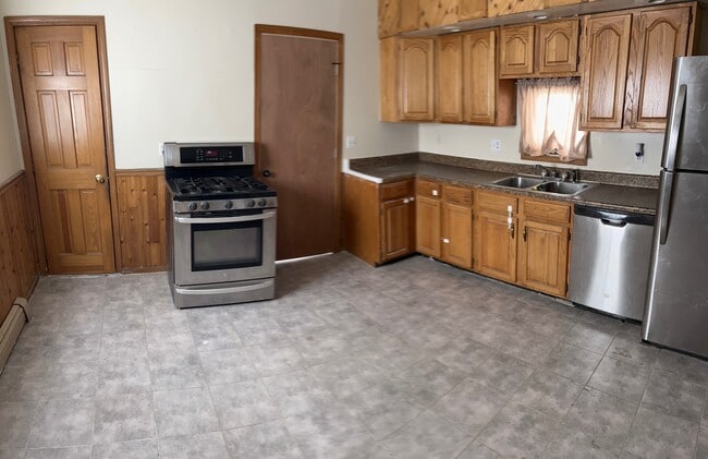 Foto del edificio - 332 Cable St