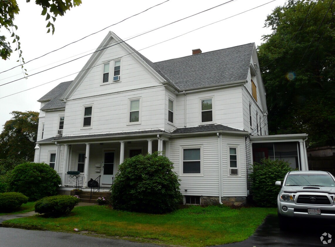 Primary Photo - 8 Parkway