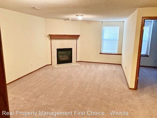 Foto del edificio - 3 br, 2 bath House - 9915 E Kinkaid Circle