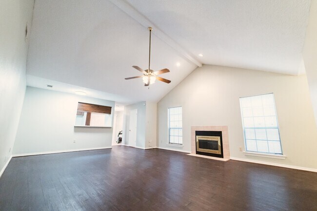 Sala de estar - 1901 Wyatt Dr