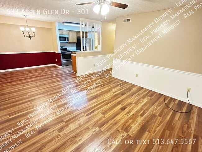 Foto del edificio - 533 Aspen Glen Dr