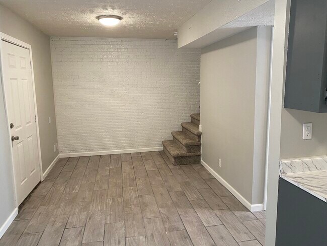 Foto del edificio - 51 Gillman Ln