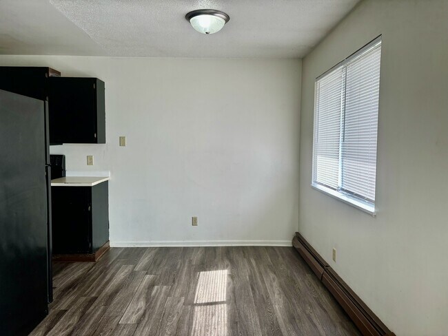 Foto del edificio - 1153 Country Ln