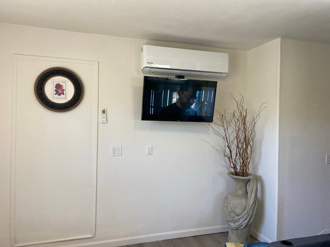 Photo - 13130 Ridgedale Dr House