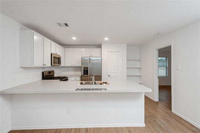 Building Photo - 937 Gentle Moss Dr