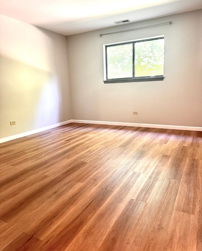 Building Photo - 2264 Abbeywood Dr