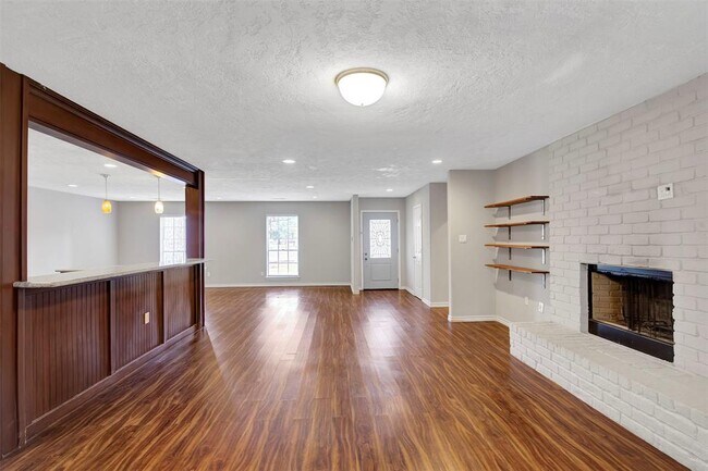 Foto del edificio - 25302 Friar Lake Ln