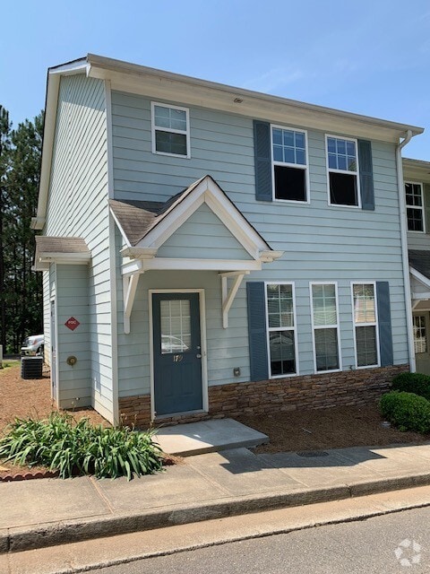 Building Photo - 179 Riverstone Commons Cir