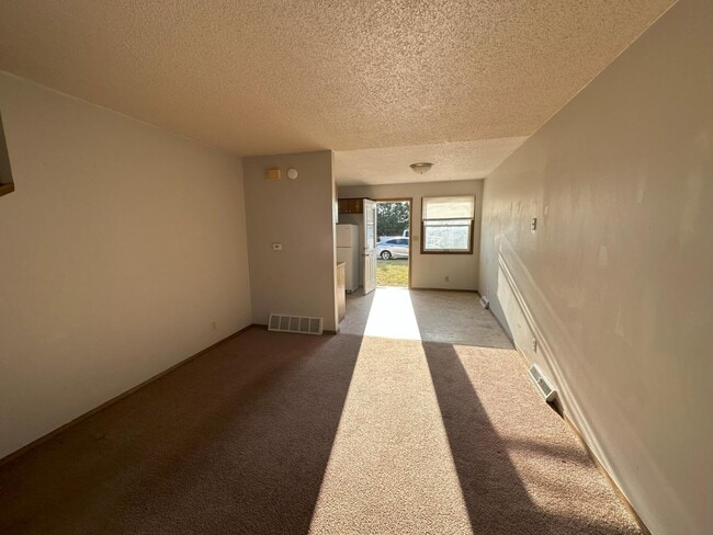 Building Photo - 32-46 Manor Drive - 42