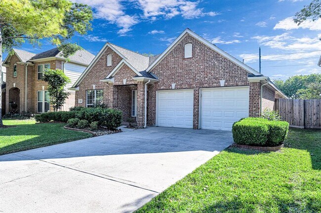 Foto del edificio - 4011 Lime Creek Dr