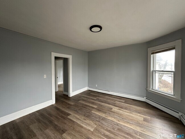 Foto del edificio - 12 Woodland St