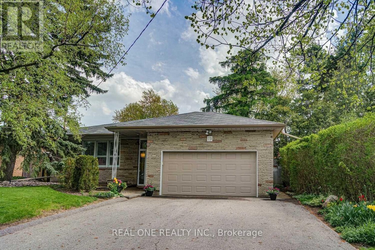 Photo principale - 19 Versend Dr