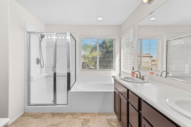 Foto del edificio - Spacious 4-Bedroom Home for Rent in Chula Vista – Available Now