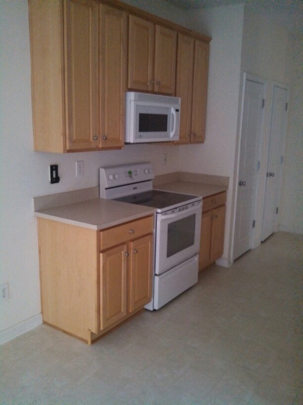 Building Photo - 6350 Morningview Ct