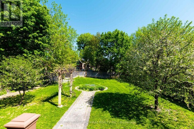 Photo du bâtiment - 24 Wedgewood Dr