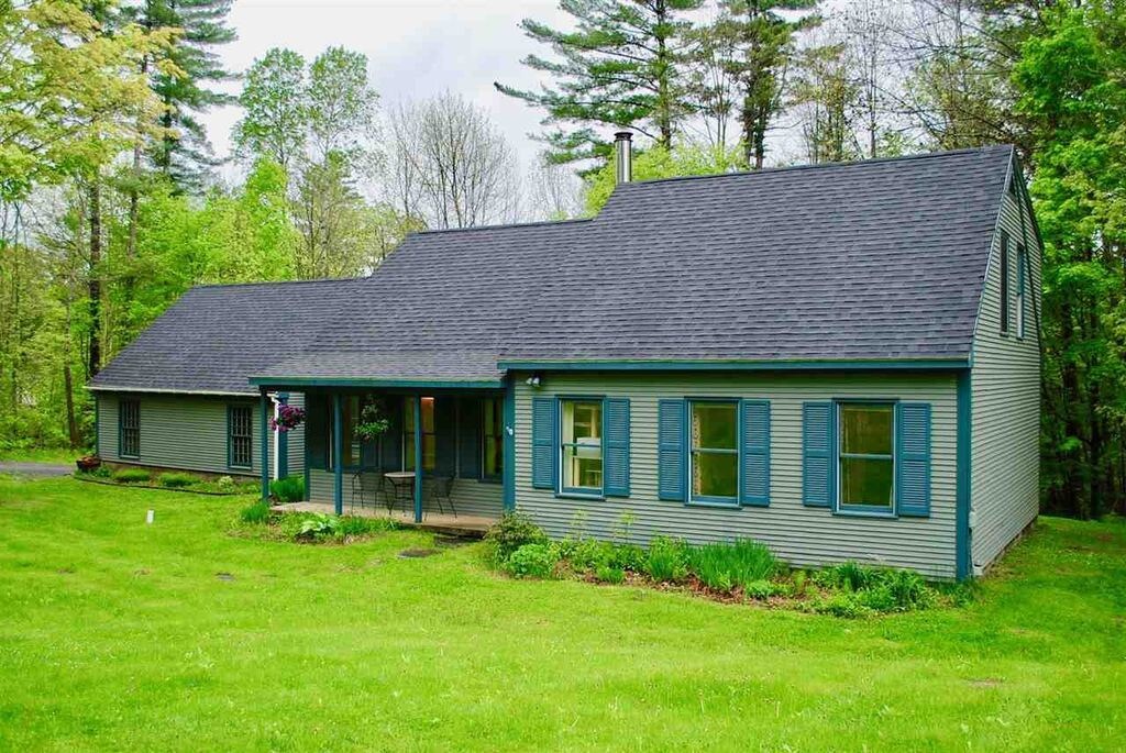 Primary Photo - 923 E Rd