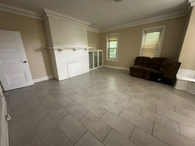 Building Photo - 1205 Arrott St