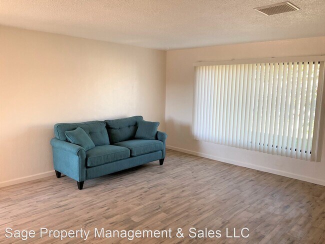 Foto del edificio - 3 br, 2 bath House - 8436 E Cambridge Ave