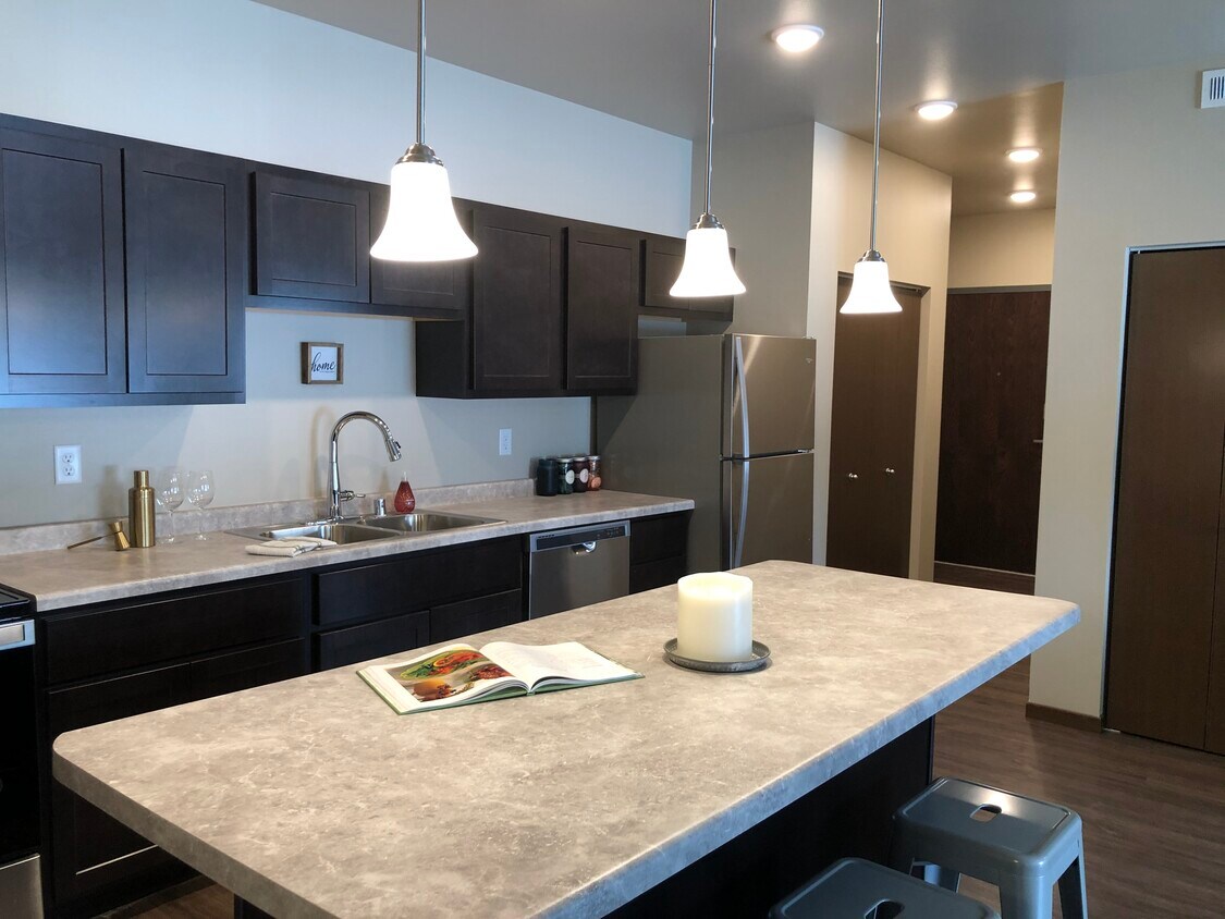 Foto principal - 920 2nd Ave S