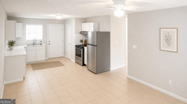 Building Photo - 6112 Green Acres Dr SW