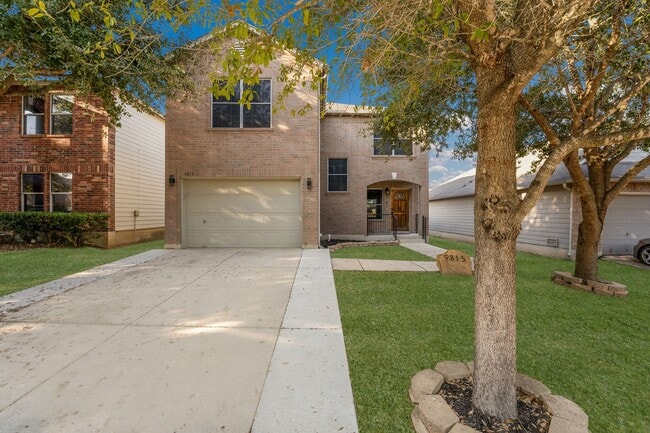 Photo - Charming & Spacious 3/2.5 in Mesa Creek JUST REDUCED House