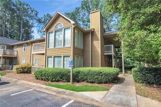 Building Photo - 1408 Country Park Dr
