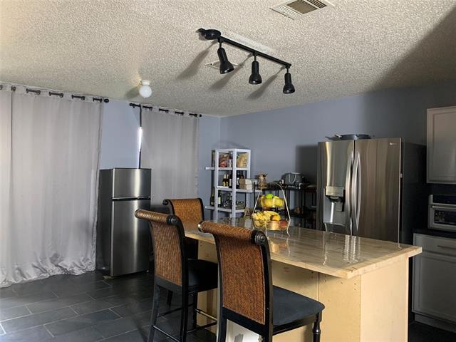 Foto del edificio - 208 Dakota Ridge Dr