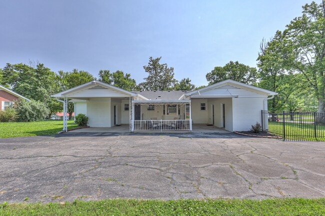 Building Photo - 1126 Toddington Dr