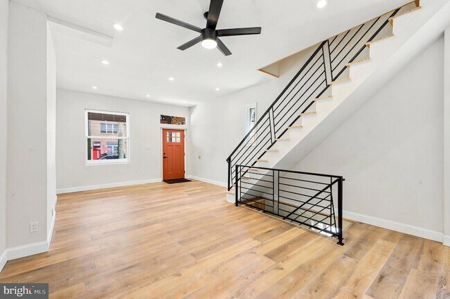 Foto del edificio - 4124 Westminster Ave