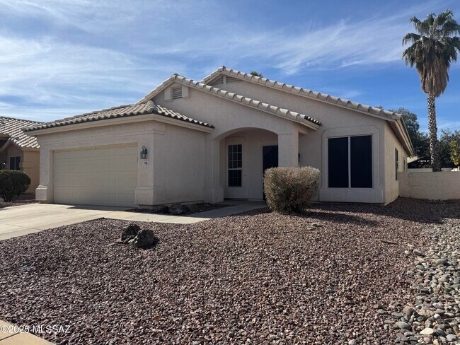 Foto del edificio - 9005 N Silver Moon Way