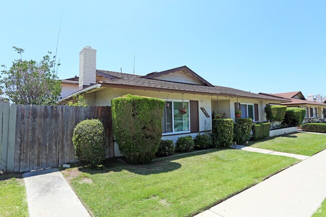 Building Photo - 7632 Volga Dr