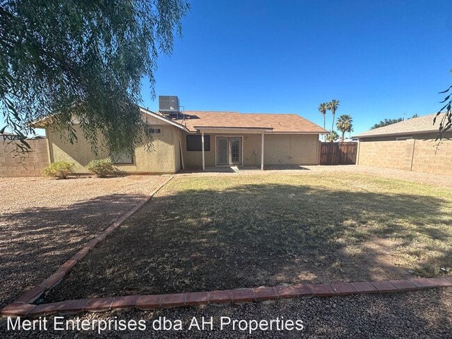 Foto del edificio - 3 br, 2 bath House - 3003 N SEAN CT