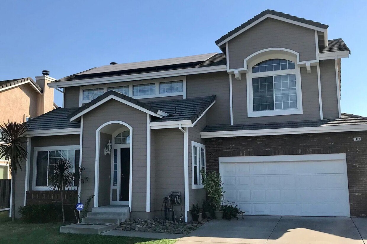 Primary Photo - Charming 4 bedroom 2.5 Bath home in Antioc...