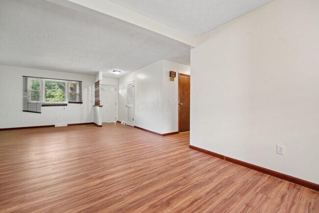 Foto del edificio - 1806 Balsamridge Rd