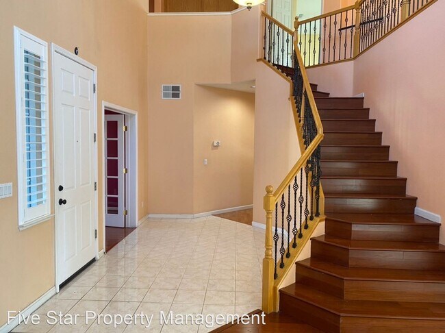 Building Photo - 5 br, 3 bath House - 3412 Inverness Ct