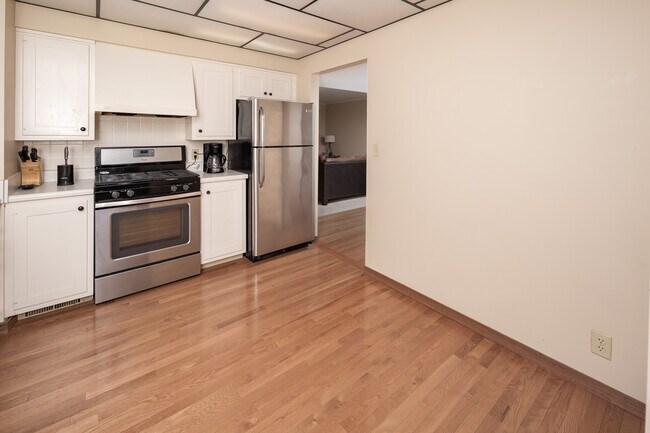 Building Photo - 3555 56th Street Pl