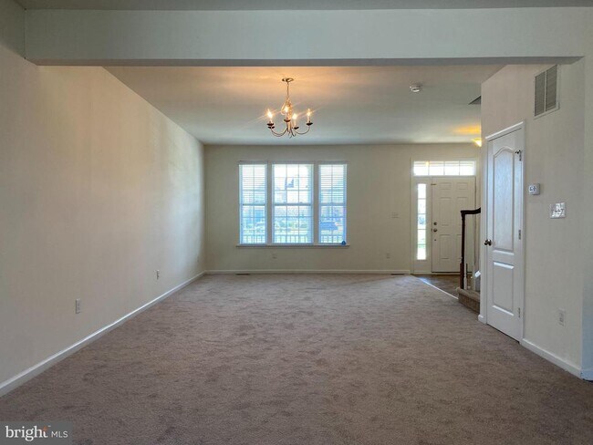 Foto del edificio - 1111 S Olmsted Pkwy