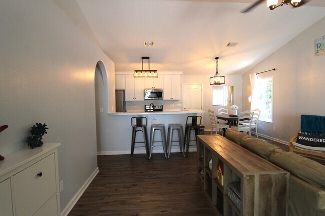 Foto del edificio - 53 Summer Brooke Ln