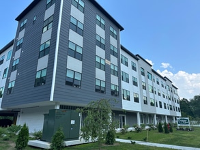 Building Photo - 197 Pearl St Building Photo - 197 Pearl St