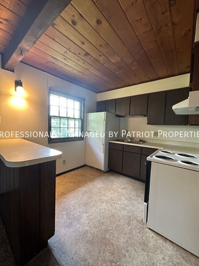 Foto del edificio - 1705 Onsgard Rd